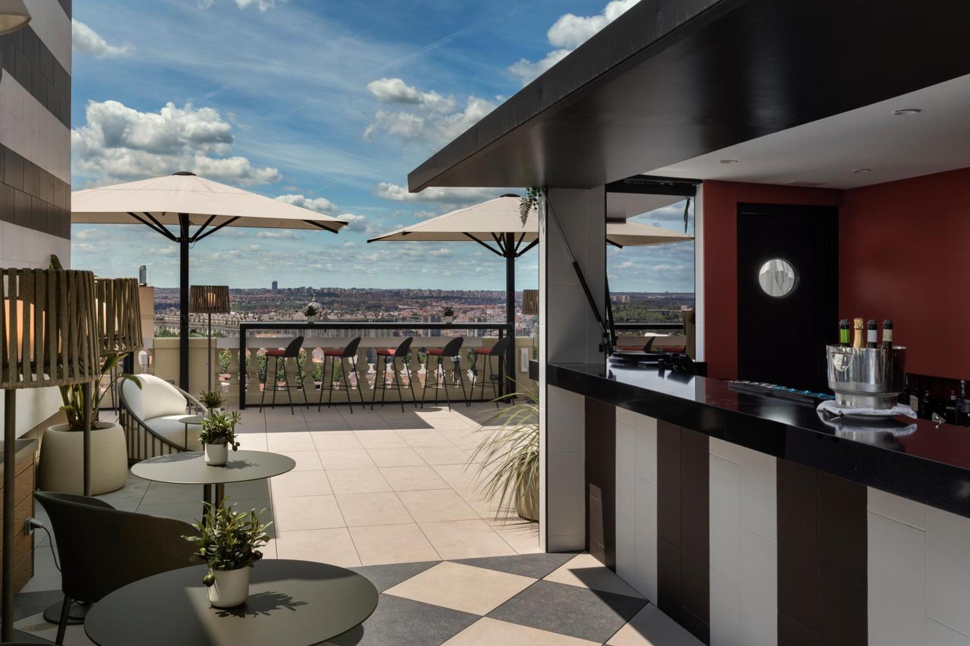 Catalonia Plaza Espana Hotel & Spa — Photos 3